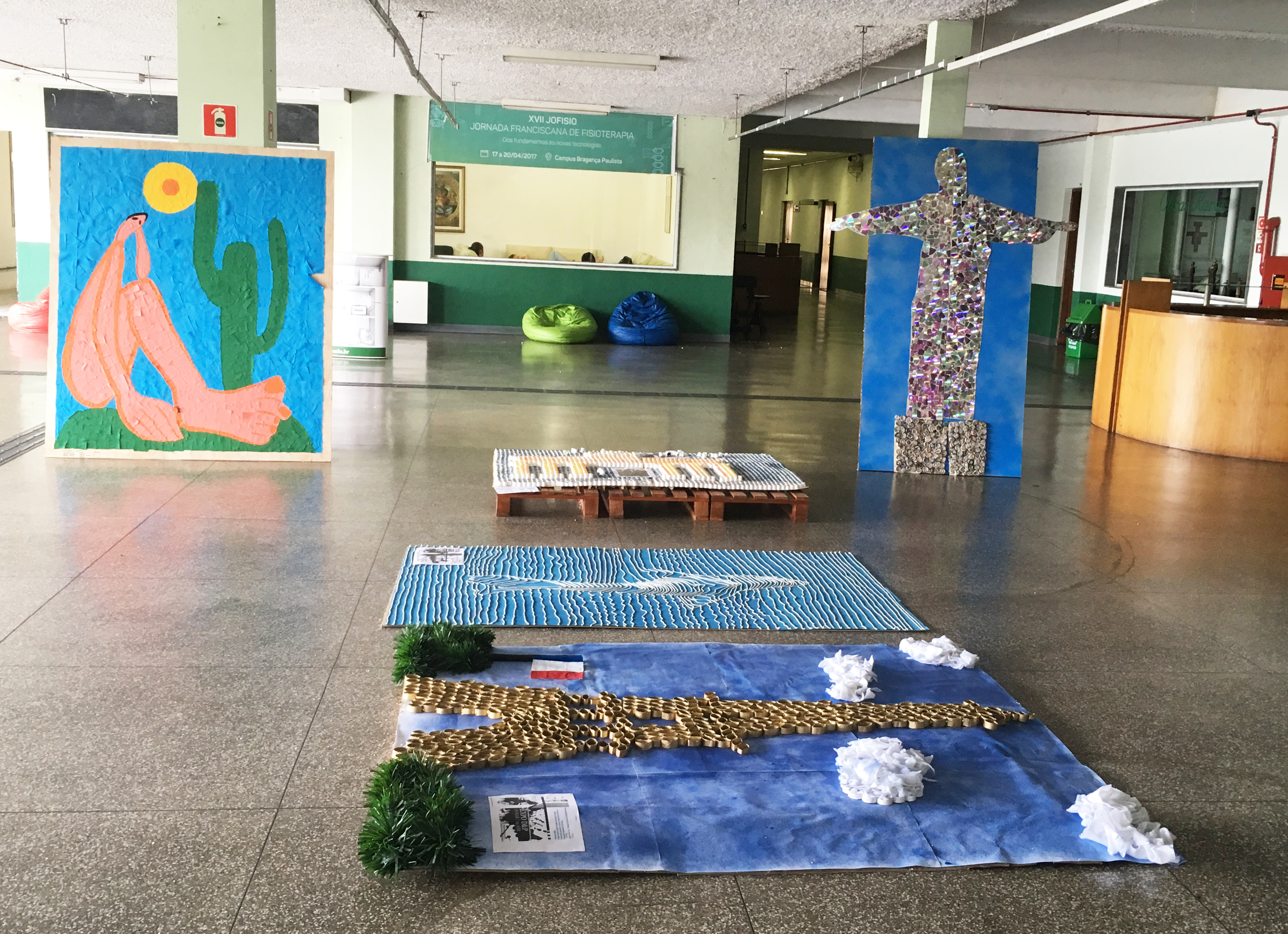 Alunos de Arquitetura e Urbanismo promovem exposição no Campus Bragança Paulista