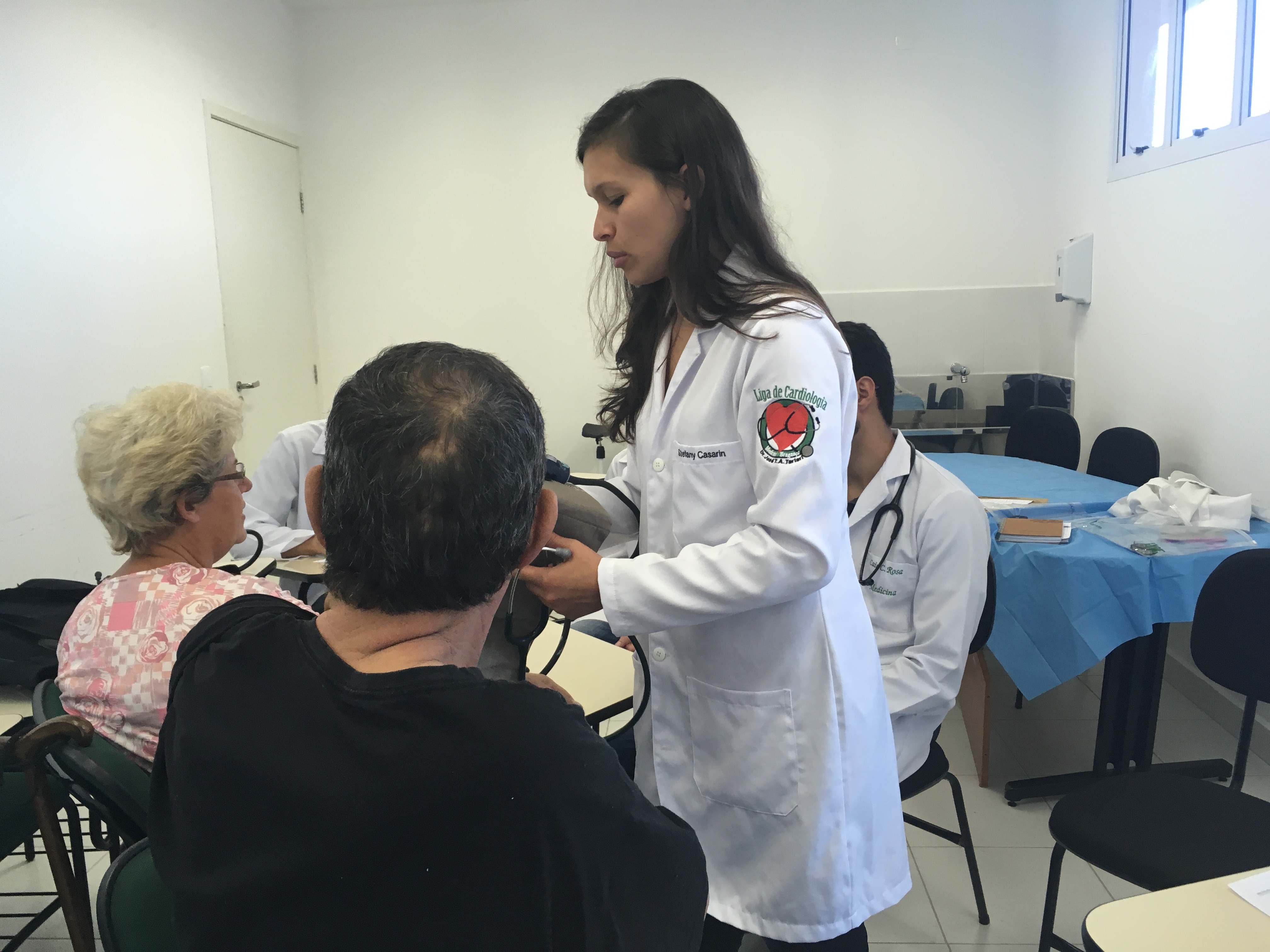 Curso de Medicina realiza avaliação e promoção da saúde de idosos
