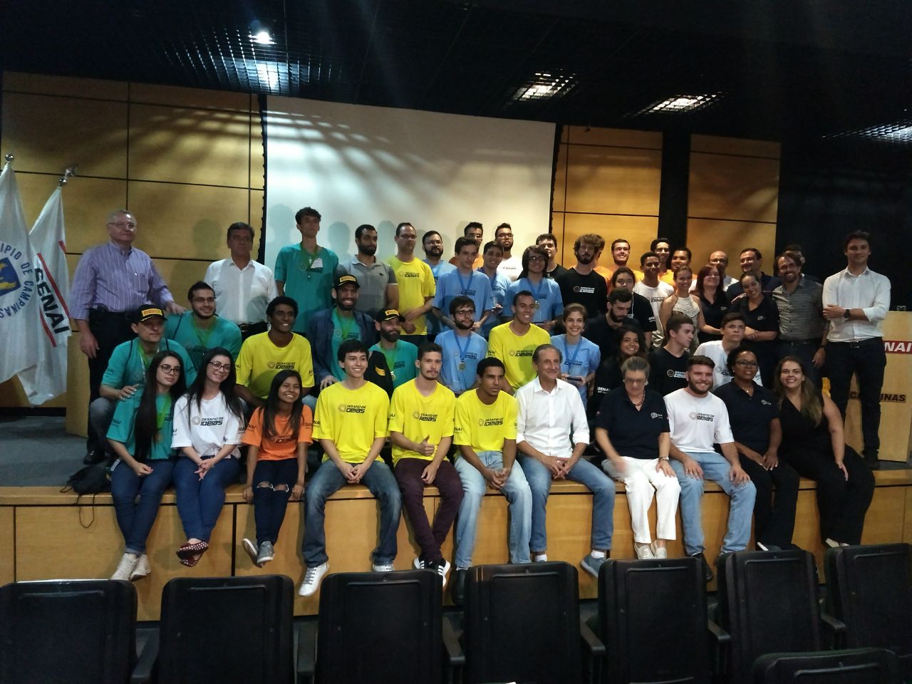 Alunos do curso de Engenharia de Produção do Campus Itatiba recebem prêmio no SENAI 