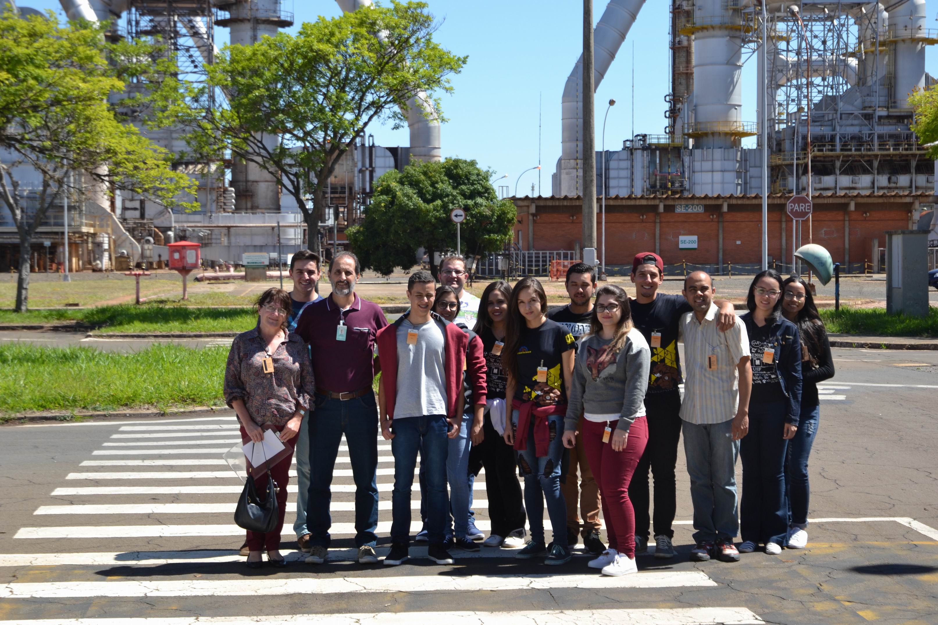 Alunos de Engenharia Química visitaram a maior refinaria de Petróleo do país 