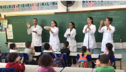 Alunos do Curso de Enfermagem da USF promovem ação educativa contra Coronavírus em escola de Atibaia