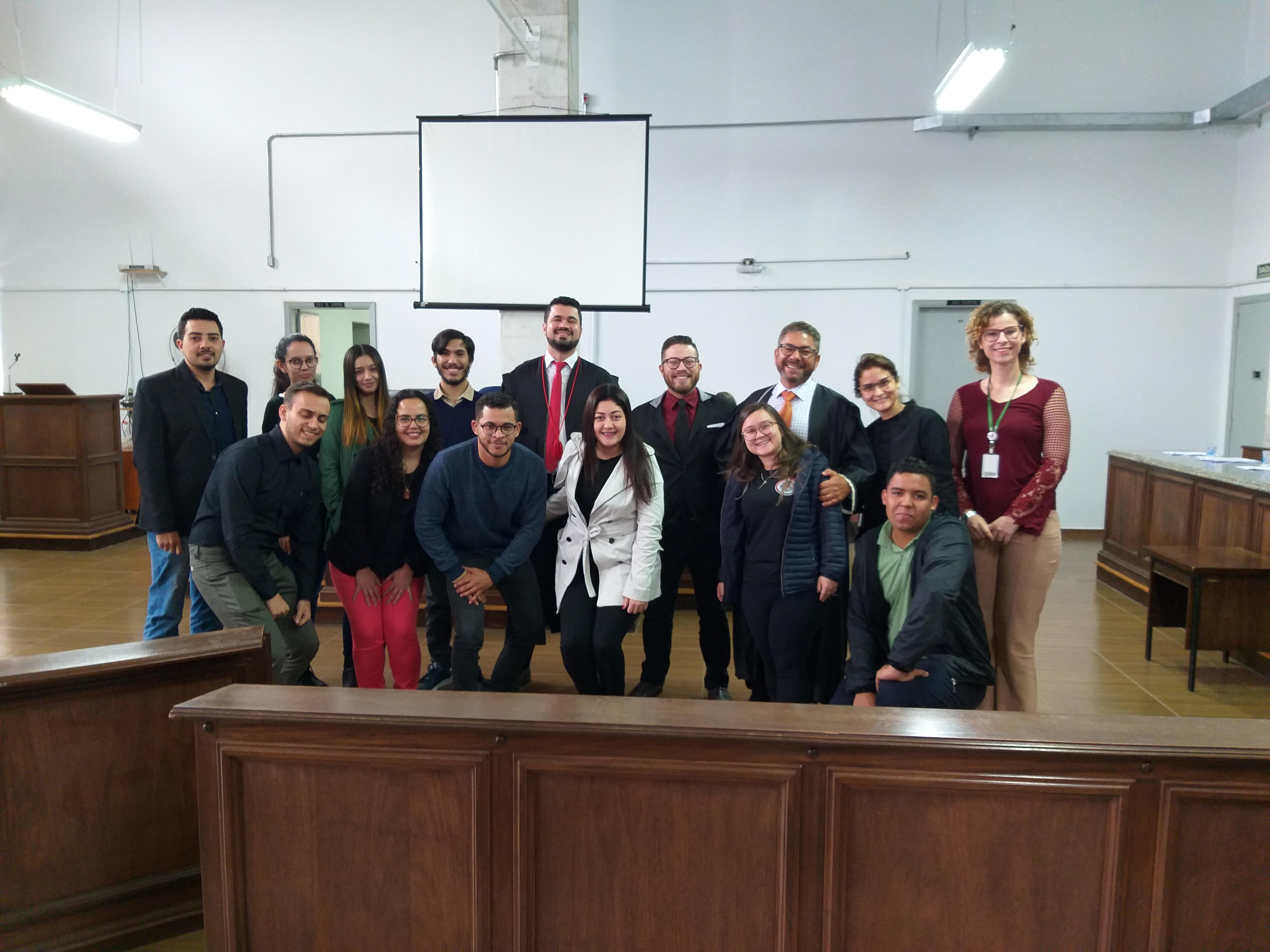 Estudante de Direito visitam Fórum da Comarca de Itatiba