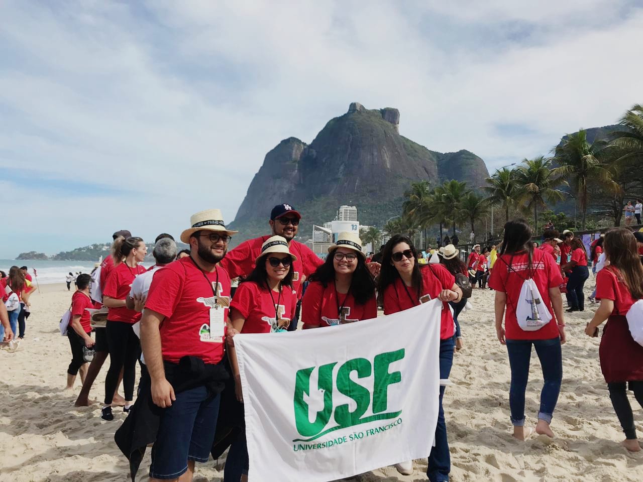Pastoral Universitária e alunos participam da MFJ Rio