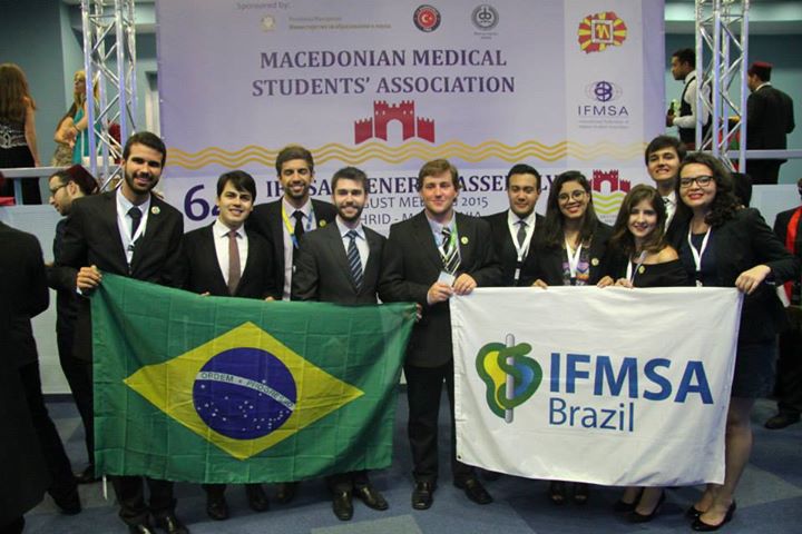 Alunos do Curso de Medicina participam de Assembleia da IFMSA na Macedônia