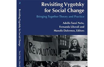 Professora lança publicação internacional sobre Vygotsky