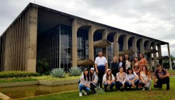 Estudantes de Arquitetura e Urbanismo visitam Brasília