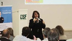USF promove palestra com coach renomada na área esportiva