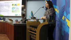 Diretora do Campus Bragança Paulista apresenta COAPES em Sessão da Câmara 