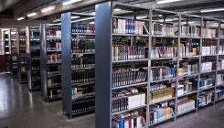 Biblioteca da USF Bragança possui mais de 55 mil títulos
