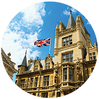 USF Desenvolve Pesquisa com Universidade de Cambridge